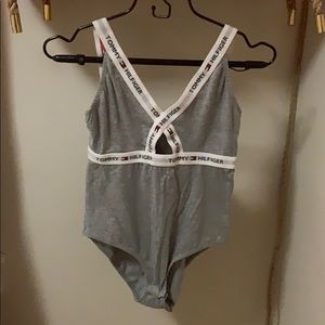 Brandy Melville Tommy Hilfiger Grey Bodysuit, M